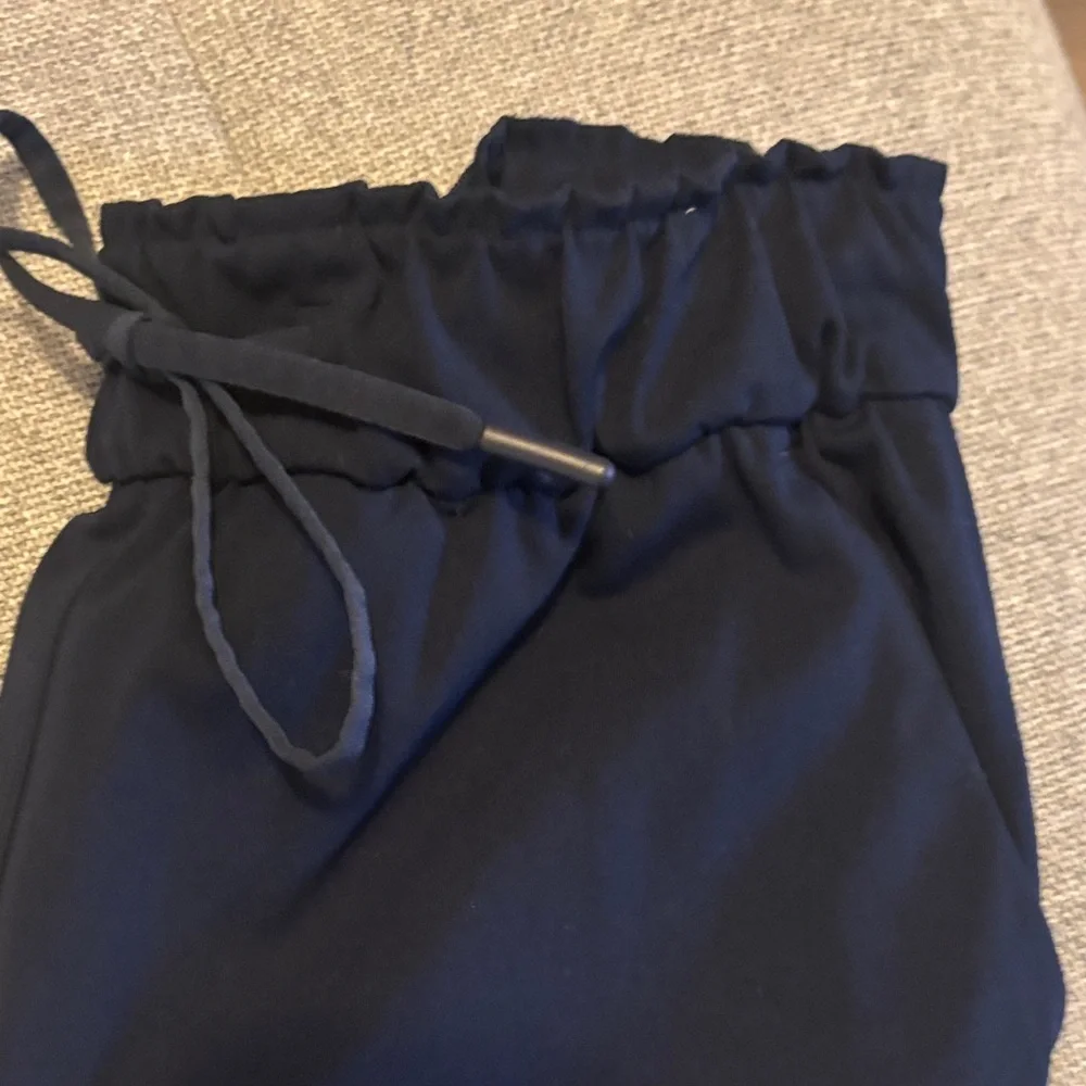 Lululemon Athletica Navy Joggers - Picture 2 of 3